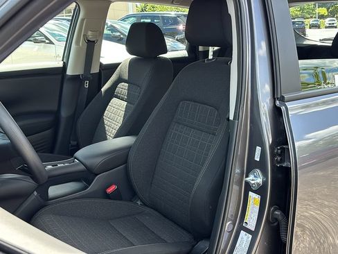 Used 2025 Honda HR-V LX image 10