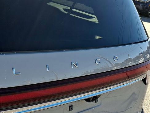 Certified 2023 Lincoln Aviator Grand Touring w/ Elements Package Plus image 30