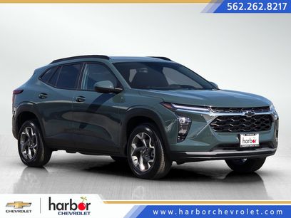 New 2025 Chevrolet Trax LT w/ Driver Confidence Package