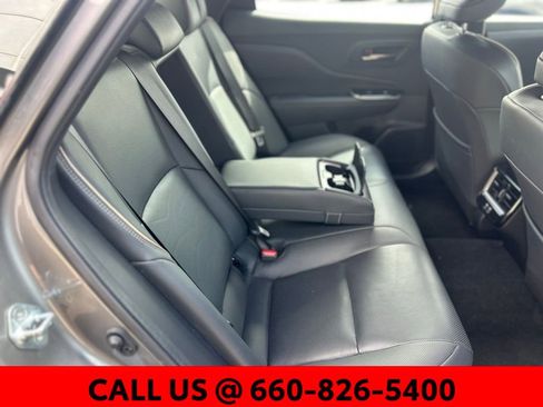 Used 2025 Toyota Crown XLE image 6