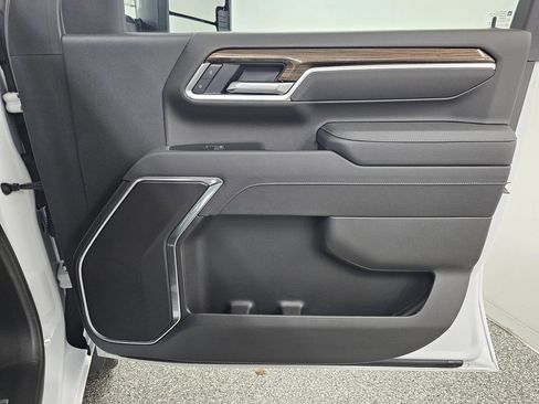 Used 2026 Chevrolet Silverado 3500 LT AWD/4WD image 27