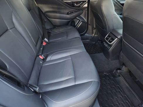 Used 2022 Subaru Outback Limited image 31