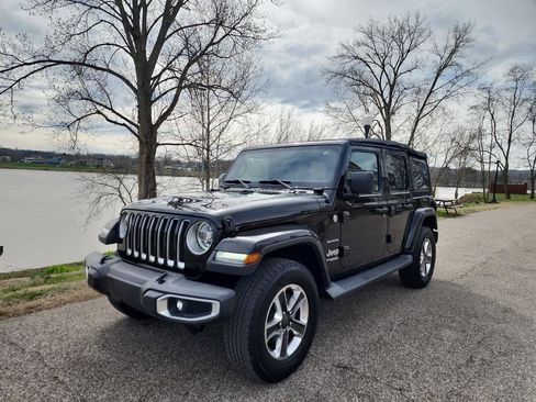 Used 2018 Jeep Wrangler Unlimited Sahara w/ LED Lighting Group image 1