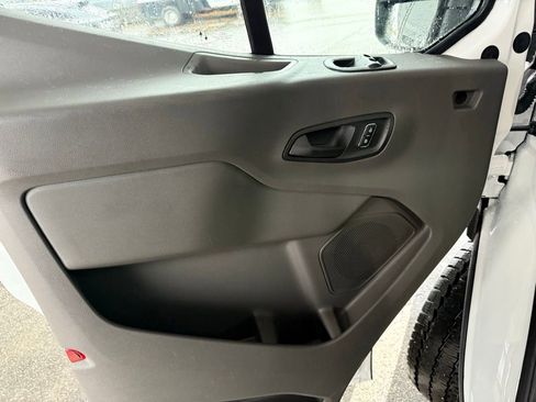 New 2025 Ford Transit 250 148 Medium Roof w/ Load Area Protection Package image 15