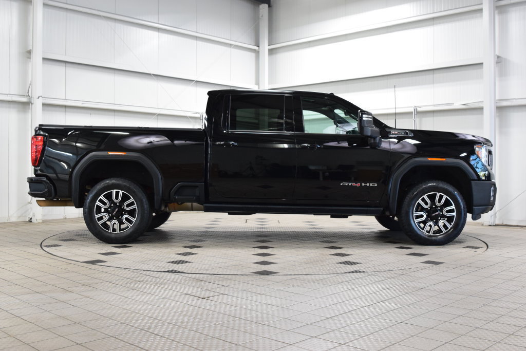 Used 2022 GMC Sierra 2500 AT4 w/ AT4 Premium Plus Package AWD/4WD image 9
