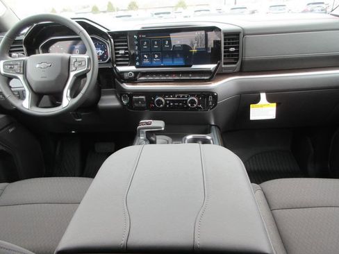 New 2026 Chevrolet Silverado 1500 LT Trail Boss w/ Safety Package AWD/4WD image 19