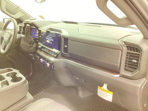 New 2026 GMC Sierra 1500 Elevation image 30