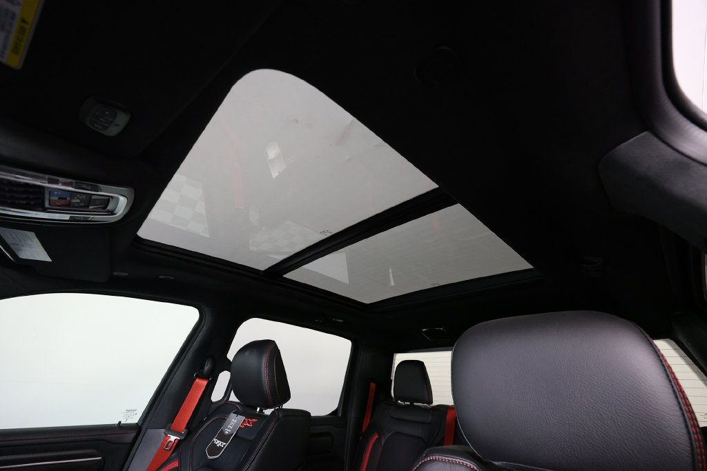 Used 2027 RAM 1500 4x4 Crew Cab image 37