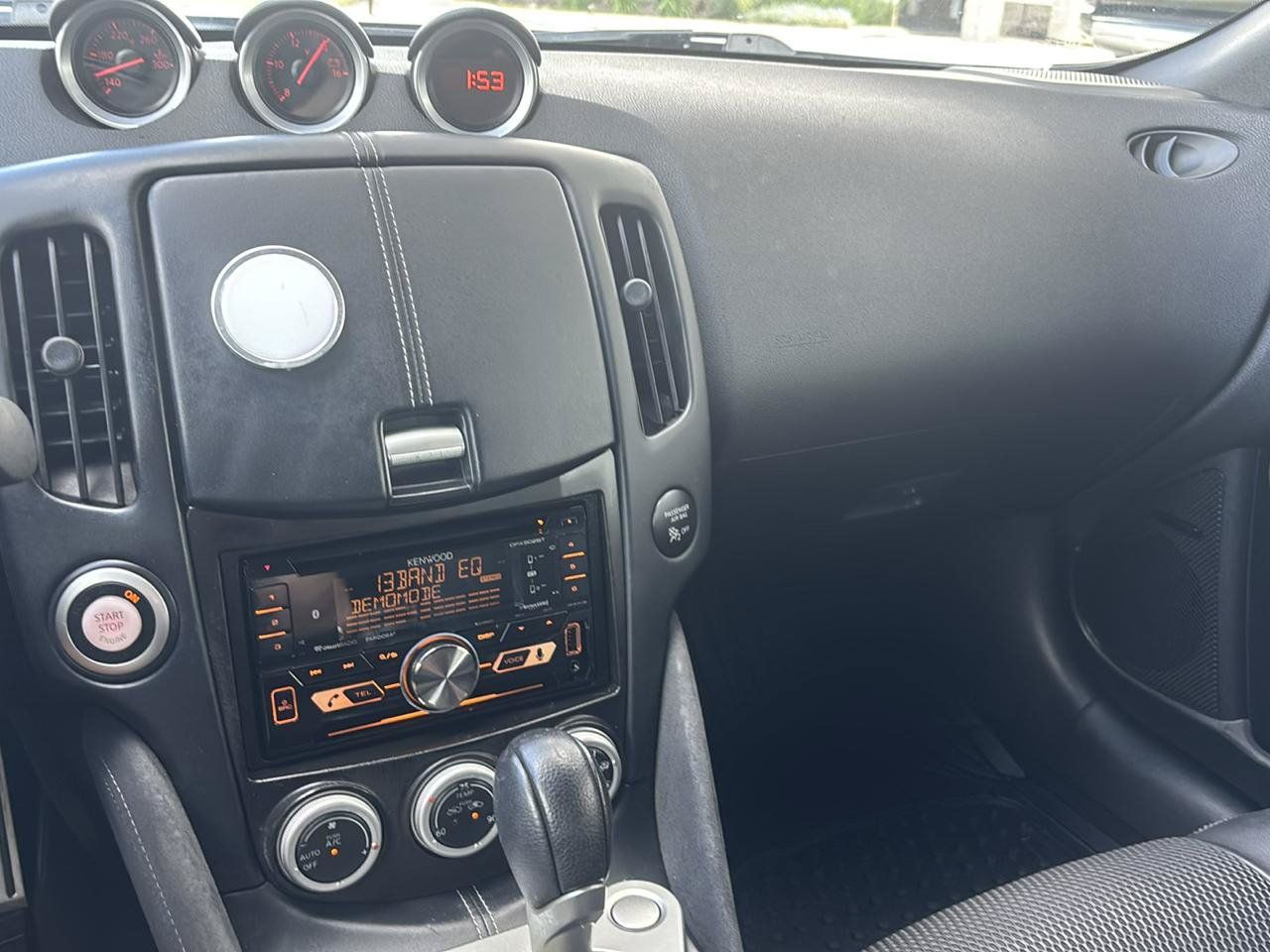 Used 2013 Nissan 370Z Touring w/ Sport Pkg RWD image 14