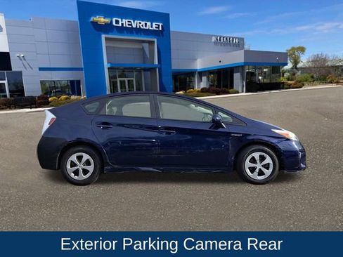 Used 2014 Toyota Prius Four image 9