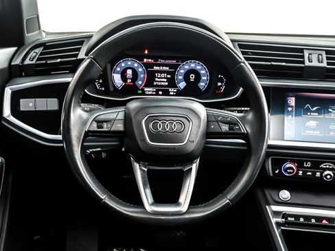Used 2020 Audi Q3 2.0T Premium w/ Convenience Package image 18