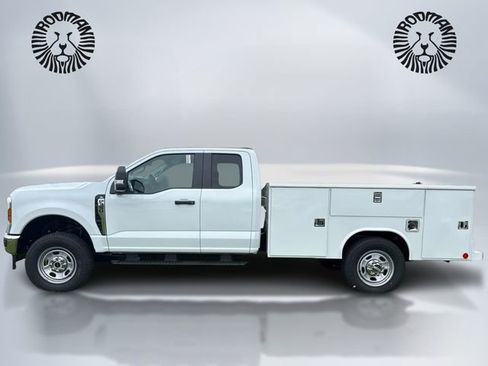 New 2026 Ford F350 XL w/ XL Chrome Package AWD/4WD image 8