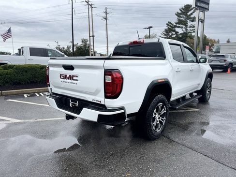 Used 2024 GMC Canyon AT4 image 6