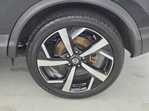 Certified 2022 Nissan Rogue Sport SL w/ Premium Package AWD/4WD image 33