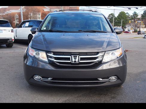 Used 2015 Honda Odyssey Touring image 8