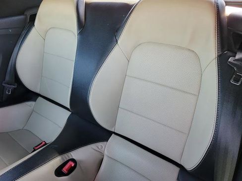 Used 2020 Ford Mustang Premium RWD image 7