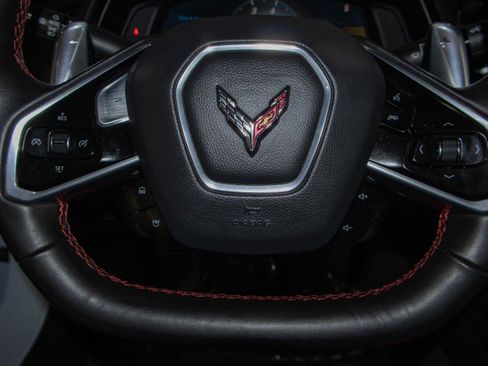 Used 2023 Chevrolet Corvette Stingray Coupe RWD image 9