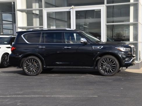 Used 2024 INFINITI QX80 Sensory w/ Cargo Package image 7