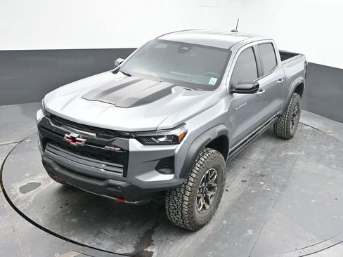 Used 2024 Chevrolet Colorado ZR2 w/ ZR2 Convenience Package III AWD/4WD image 35