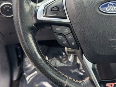 Certified 2019 Ford Edge ST w/ Equipment Group 401A image 9