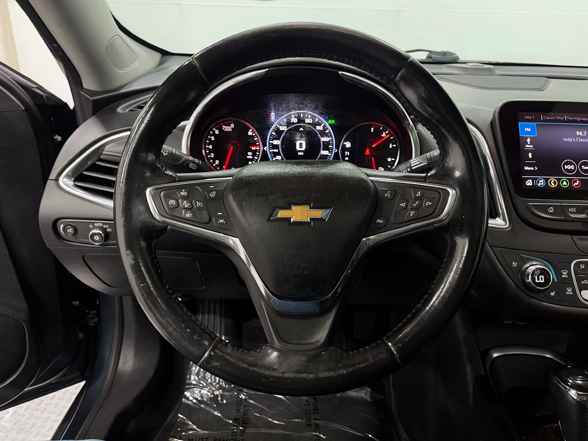 Used 2020 Chevrolet Malibu Premier FWD image 20