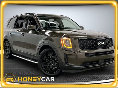 Used 2022 Kia Telluride EX w/ EX Premium Package
