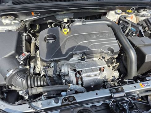 Used 2024 Chevrolet Malibu LT FWD image 23