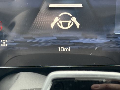 New 2026 Chevrolet Suburban High Country image 21