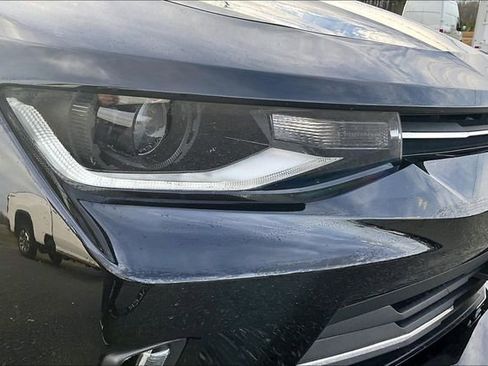 Used 2018 Chevrolet Camaro LT w/ RS Package image 29