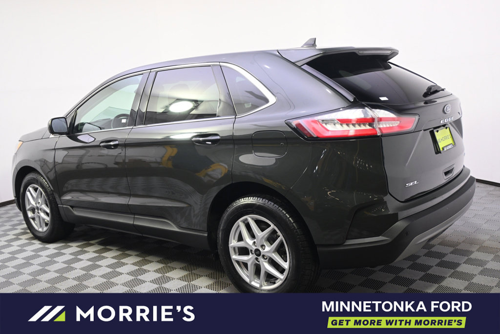 Used 2023 Ford Edge SEL w/ Convenience Package AWD/4WD image 3