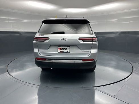 Certified 2024 Jeep Grand Cherokee L Limited w/ Luxury Tech Group II image 13