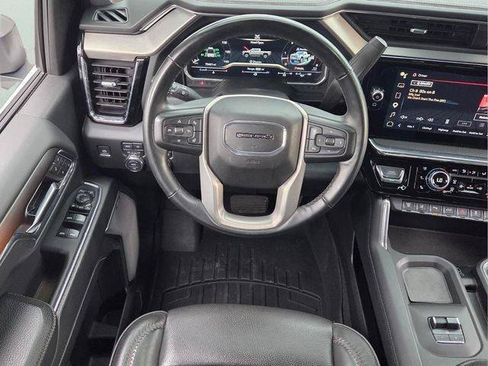 Used 2024 GMC Sierra 2500 Denali w/ Technology Package AWD/4WD image 14