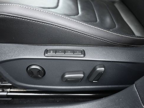 Used 2021 Volkswagen Jetta SEL Premium image 13