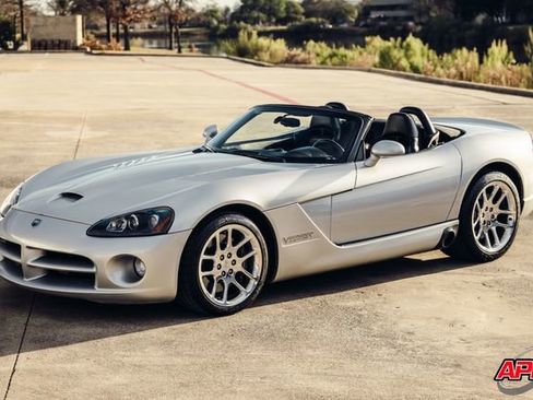 Used 2003 Dodge Viper SRT-10 image 44