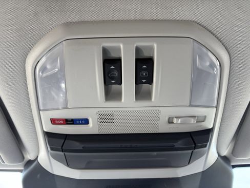 Used 2023 Subaru Ascent Limited w/ Technology Package image 28