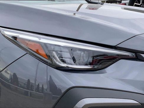 Certified 2025 Subaru Crosstrek 2.5i Limited w/ Crosstrek Mirror Package image 29