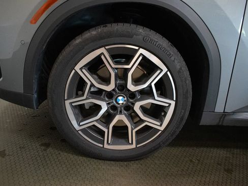 Used 2026 BMW X2 xDrive28i w/ Technology Package AWD/4WD image 9