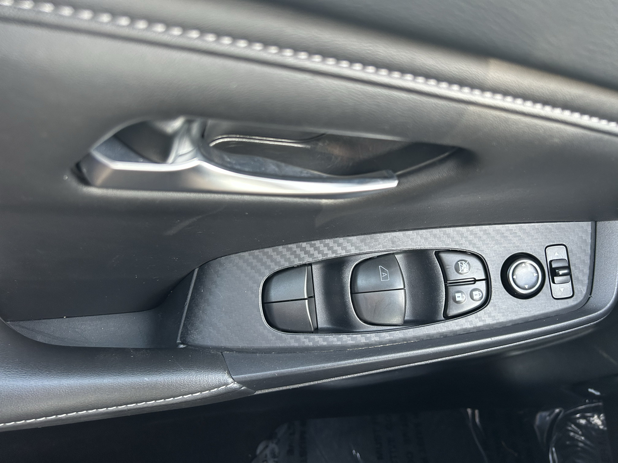 Used 2024 Nissan Sentra SV FWD image 22