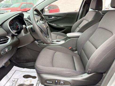 Used 2023 Chevrolet Malibu LT image 13