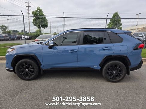 Used 2023 Toyota RAV4 SE w/ Convenience Package AWD/4WD image 6