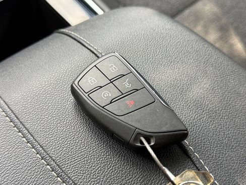 Used 2025 Chevrolet Traverse LT AWD/4WD image 22
