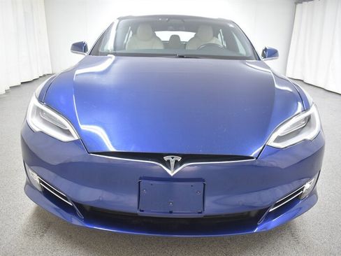 Used 2020 Tesla Model S Long Range AWD/4WD image 2
