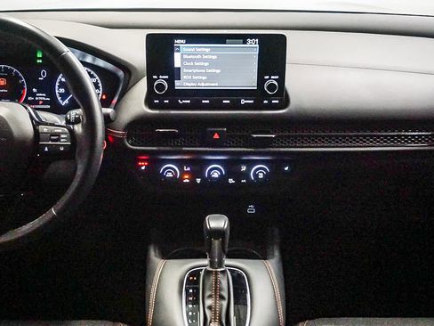 Used 2025 Honda HR-V Sport image 14