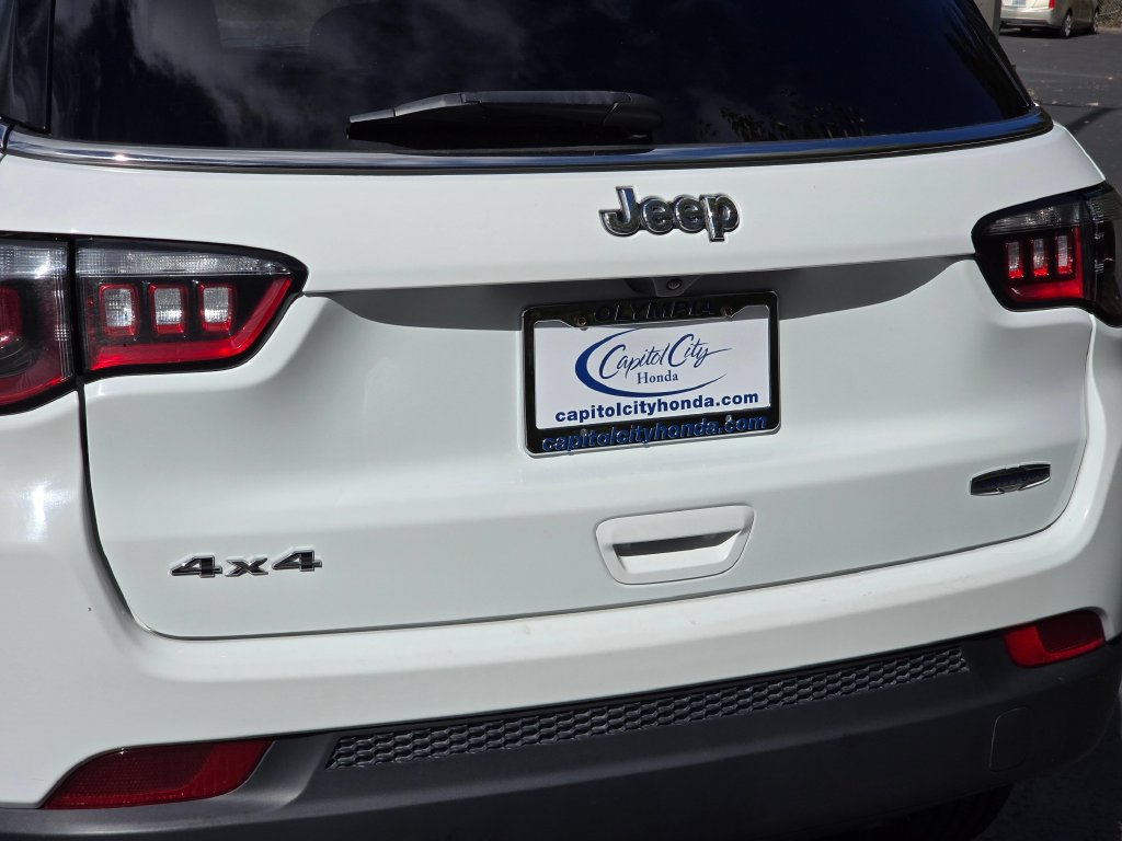 Used 2024 Jeep Compass Latitude AWD/4WD image 29