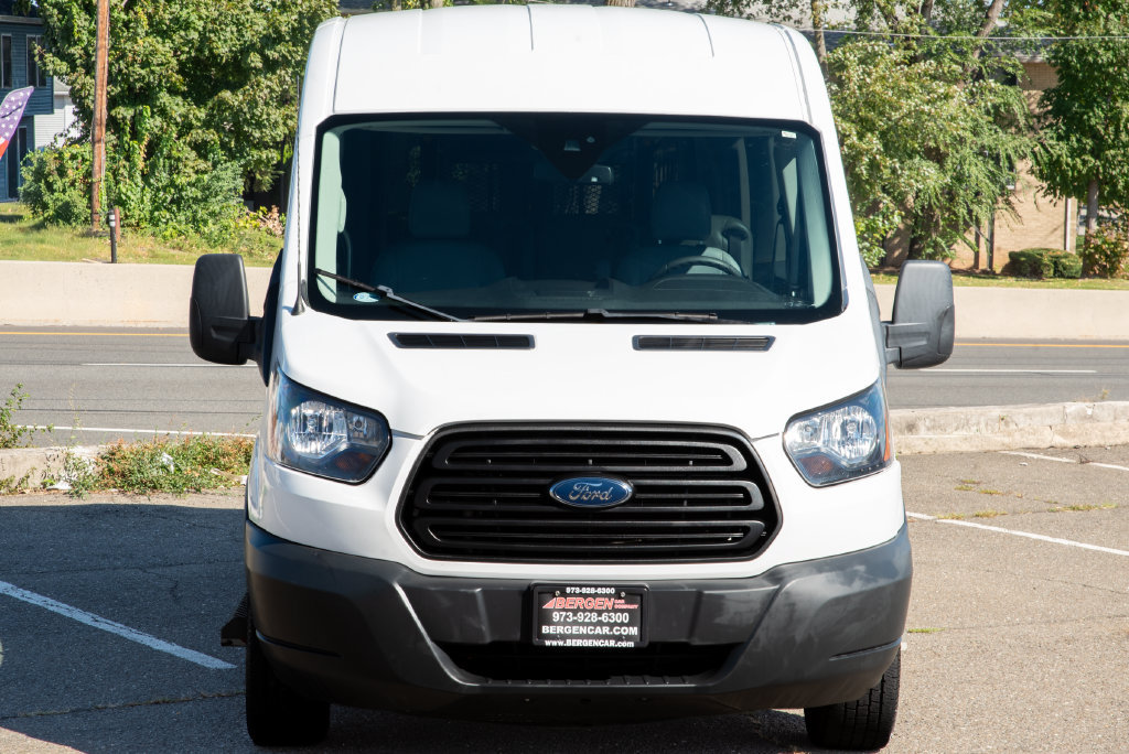 Used 2019 Ford Transit 150 XL RWD image 5