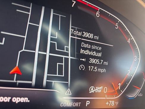 Used 2023 BMW X3 sDrive30i w/ Premium Package image 2