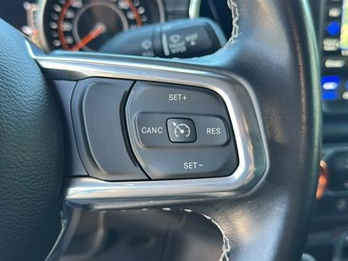 Used 2021 Jeep Gladiator Overland w/ Popular Equipment Package AWD/4WD image 25