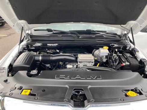 Used 2023 RAM 1500 Big Horn AWD/4WD image 22