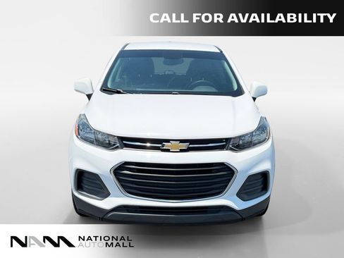 Used 2020 Chevrolet Trax LS FWD image 8