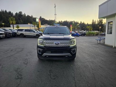 Used 2021 Ford Expedition Max Platinum AWD/4WD image 2